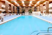 Clarion Hotel & Conference Center Lansing West Hotels in Waverly