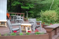 Two Bedroom Chalet, Charming, Quiet, River Front