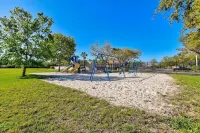 Paradise Heated Pool near House Near Siesta Key Beach and IMG Academy