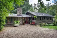 Broadleaf Cottage in Mirror Lake Area of Highlands