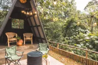 Villa Baba - Industrial,Cliff Mountain View Hotels in Cibeureum