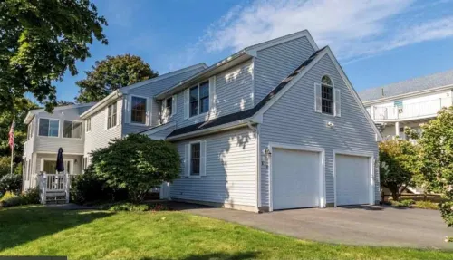 Jenness Beach Ocean Getaway - Book Now for Summer '26!