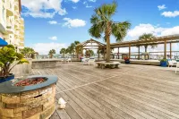 Waterfront Condo Getaway Hotels in Morehead City