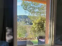Lovely, quiet gîte in the hills of Provence Hotels in Beaucaire