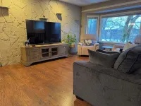 Valley Home on James CBJ1002348