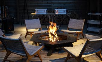 THE BASE GLAMPING YUGAWARA