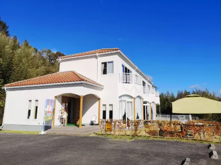 Wans Village Отели рядом с достопримечательностью «Awaji World Park Onokoro»