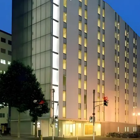 Jr Inn Sapporo Отели рядом с достопримечательностью «Станция Sapporo»