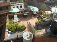Sunny Guest House and Cafe