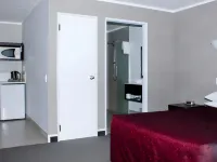 Rose City Motel فنادق في 