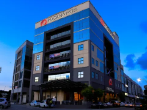 Rocana Hotel Hotels near Darul Makmur Stadium