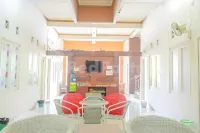 Homestay Babussalam Rungkut Mitra RedDoorz Hotel di Kecamatan Rungkut
