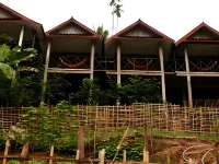 Riverview Bungalows & GH Các khách sạn ở Nong Khiaw