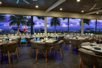 Faro Blanco Resort & Yacht Club Marathon, Curio by Hilton Hotels in Marathon
