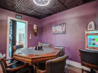 New!  Hidden- Speakeasy-penny floor. 3bd 3bath Boat dock & Walk 2 town FABULOUS Hotels in Matlacha