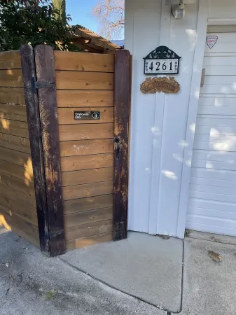 Ashley’s Relaxing Private Hideaway - Recharge! Reconnect!  @ I-5 Exit 670