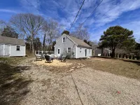 Your Cape Escape, Nestled between Historic 6A and Cape Cod Rail Trail! Hotels near Nickerson State Park