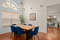 Quiet Hideaway w/ Pool, 20min to Austin TX