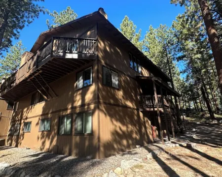 Large 1875 SF  2-bedroom + 2 LR with Sofa Beds townhome in Zephyr Cove with WiFi Hotels in Zephyr Cove–Round Hill Village