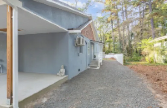 Stylish-Modern Open Concept Studio In The Hearth Of Durham NC