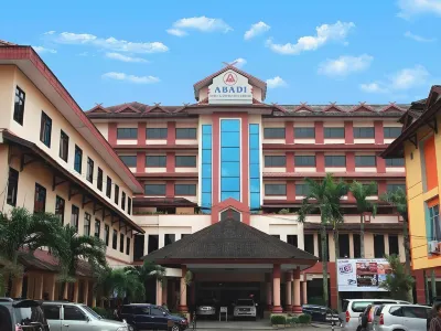 Abadi Hotel Convention Center Hotel dekat Masjid Rahmatullah, Simpang Kapuk
