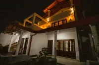 The Kandyan Heights Residence - Inns