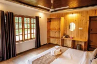 Zacs Valley Resort & Wellness Retreat Kodaikanal - balcony