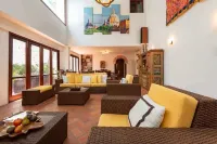 Luxury Apartment– Private Pool & Rooftop Jacuzzi