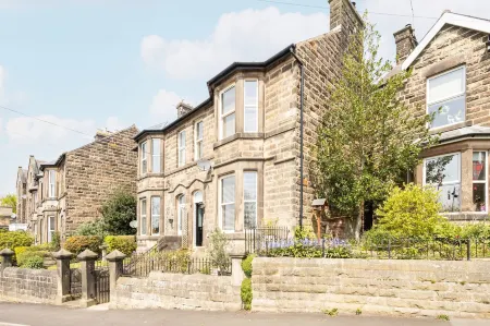 Host & Stay - Rock End