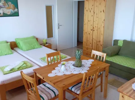 Apartments Julia Отели в г. Осор