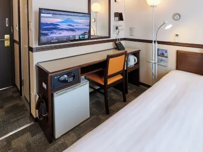 Toyoko Inn Chiba Eki Higashi Guchi Hôtels à : Chiba