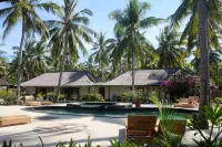 Trawangan Oasis - Beach