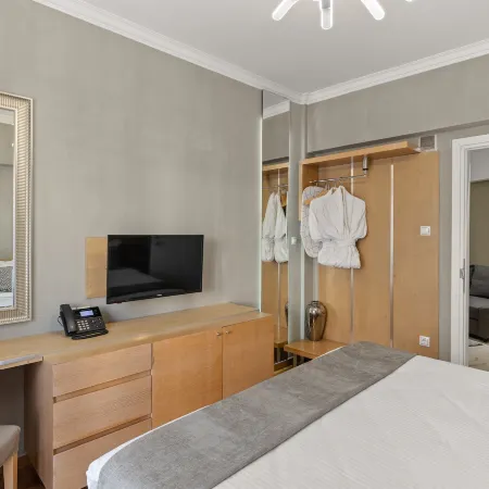 Athens Warehouse Boutique Hotel & Suites
