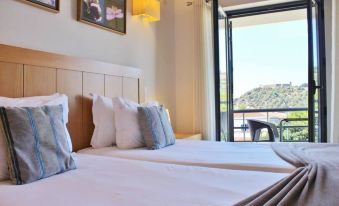 Vicentina Hotel