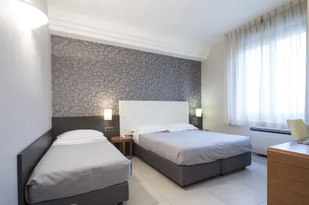 Astra Hotel