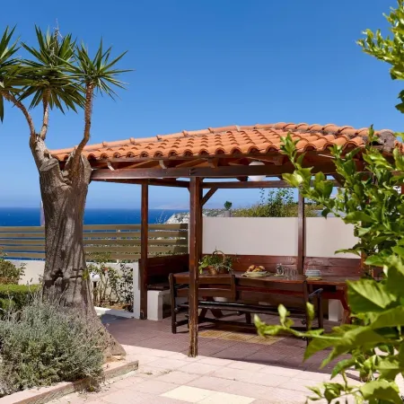 Spacious Villa with Private Jacuzzi Shared Pool and Amazing View RU
