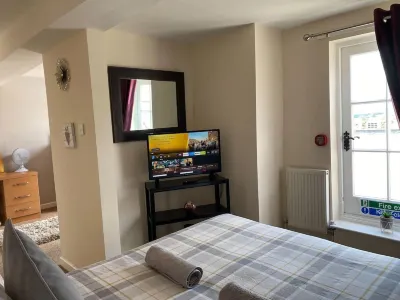 Beautiful 1 Bed Apartment in The Heart of Ludlow Hotels in Ludlow
