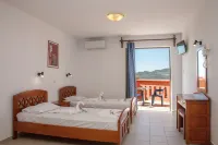 Ekavi Apartments