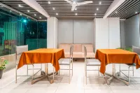 Treebo Silver Apartment