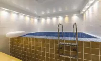 Hotel Eat Dot Com Alpeuseu Oncheon - جاكوزي