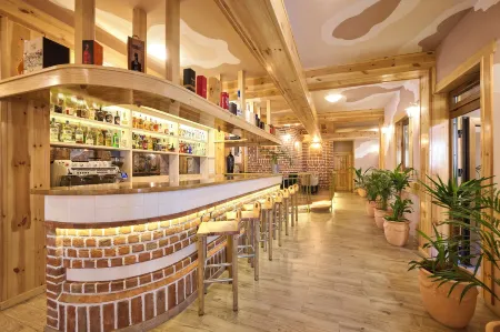 Hotel Kadoor Отели в г. Карловац