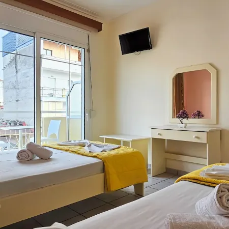 Chariclia Hotel