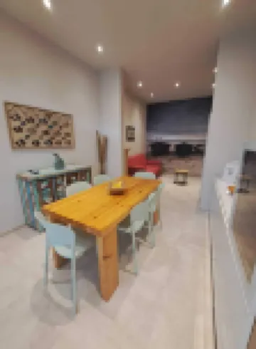 瑪里納羅米亞2 分體行政公寓