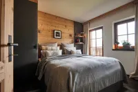Serviced Luxury Chalet Evi, Ski-in Ski-Out