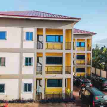 Daa Dingbe Suites Hotel Exterior