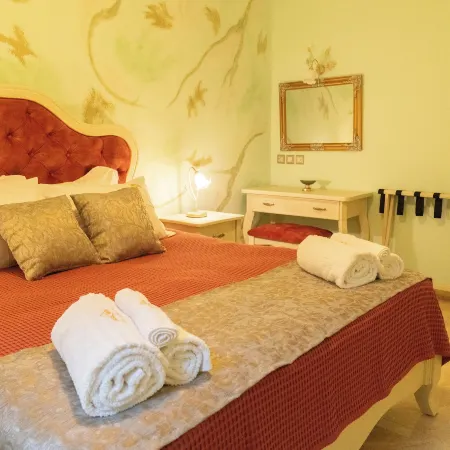 99 Luxury Exotic Villas