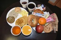 Super 8 by Wyndham Tifton - Desayuno