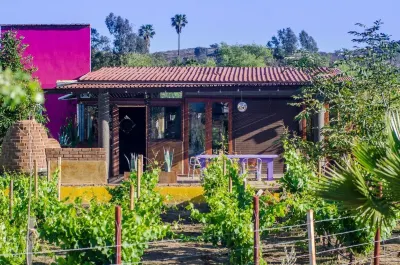 Ecléctico Guadalupe Hotels near Rondo del Valle