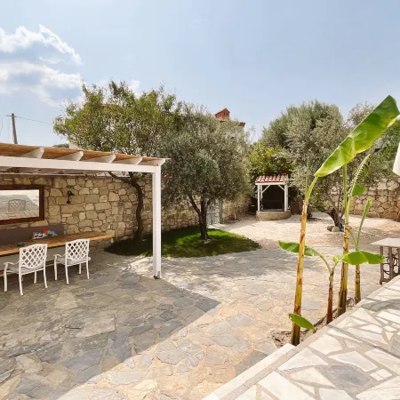 Temucin Hotel