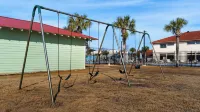 Horizon Hideaway: Beach Access, 4 Pools, Tennis & Mini-golf Fun! Hotels in Laguna Beach